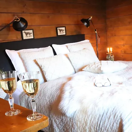 بيت للعطل Linne-cottage *